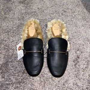 TARGET LINED LOAFERS